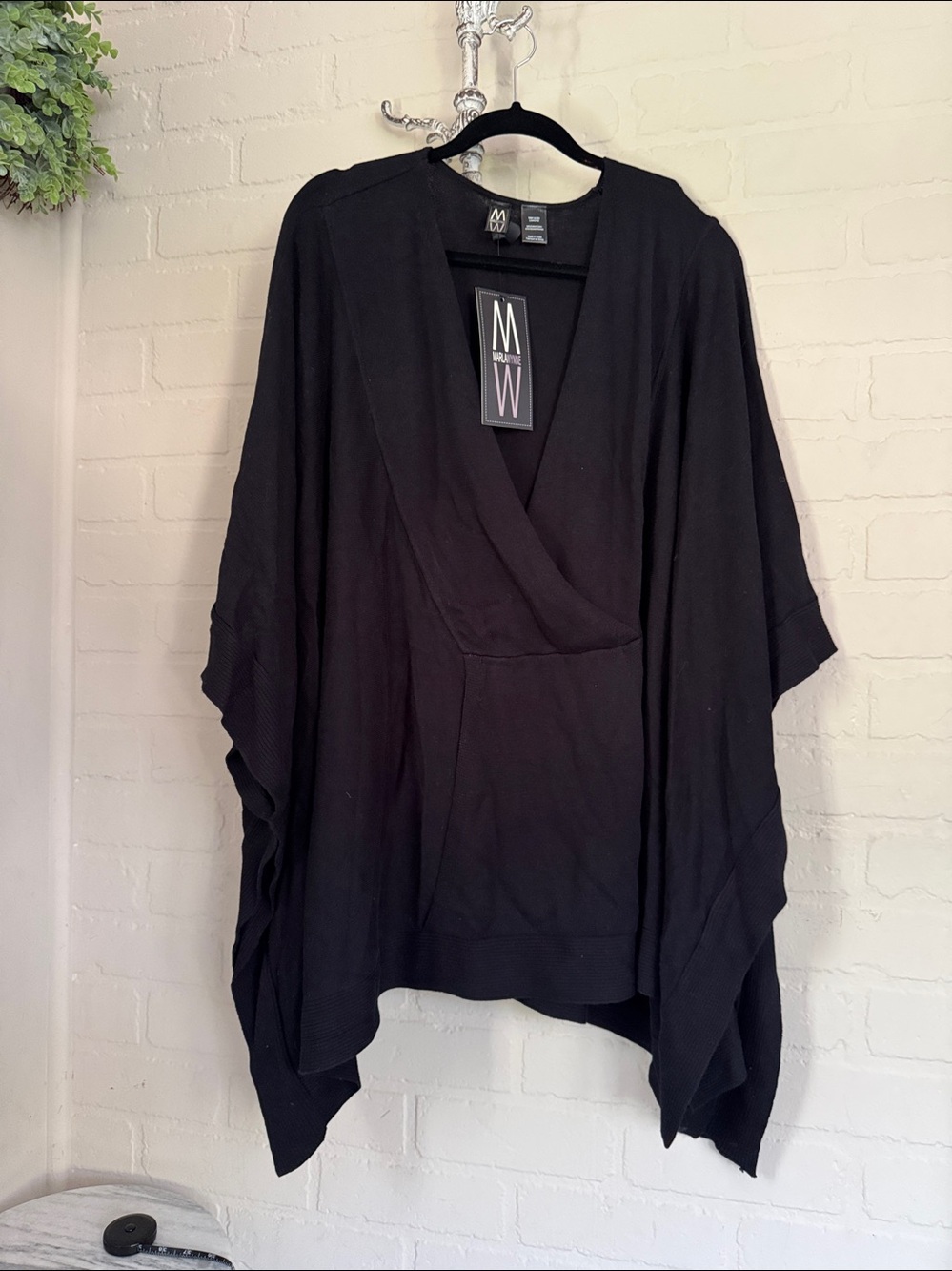Poncho MarlaWynne black 2x to 3x NEW